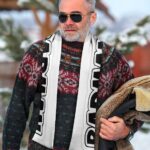 Dragon Ball Vegeta Badman Pattern White Wool Scarf